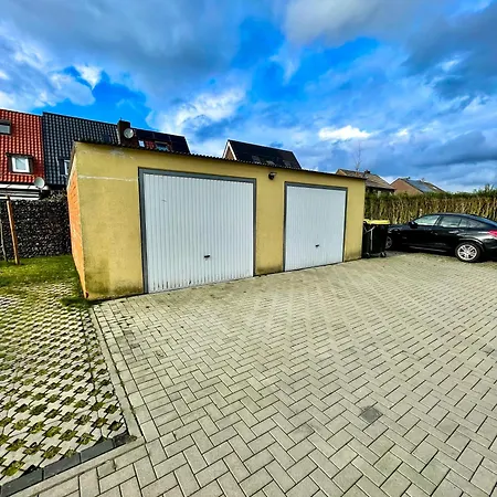 Apartment Ahaus: Stadtoase Mit Terrasse&privater Garage