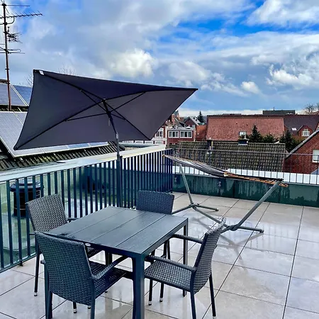 Apartment Ahaus: Stadtoase Mit Terrasse & Privater Garage