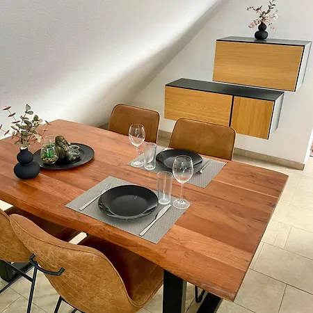 Ahaus: Stadtoase Mit Terrasse & Privater Garage * אהאוס