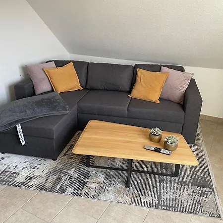 Apartment Ahaus: Stadtoase Mit Terrasse&privater Garage